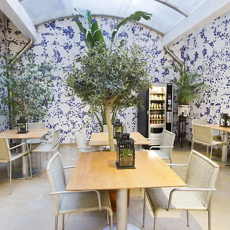 & Co. J. Botanico Boutique Valensiya