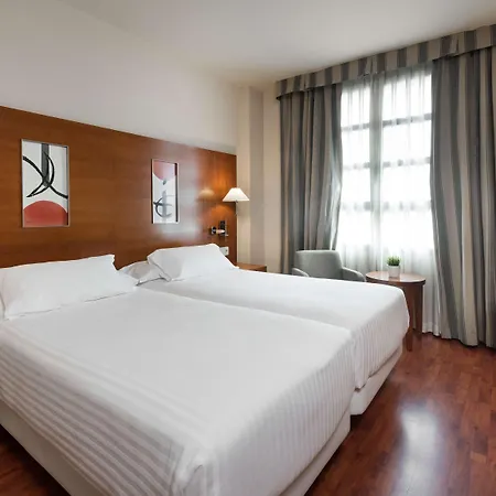 Nh Artes Hotel 4*