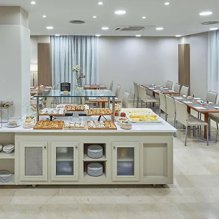 Nh Ciencias Otel Valensiya