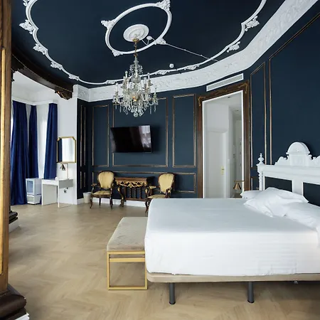 Venecia Plaza Centro 2*