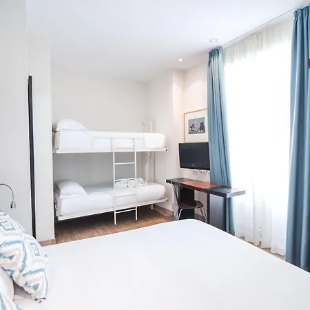 Petit Palace Plaza De La Reina