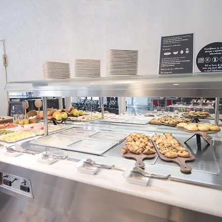 Petit Palace Plaza De La Reina