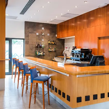 Отель Innside By Melia Oceanic