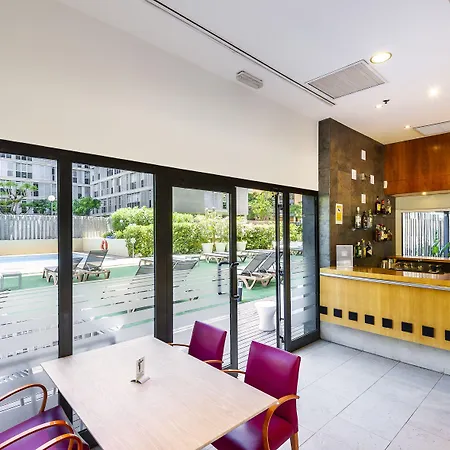 Innside By Melia Oceanic Валенсия