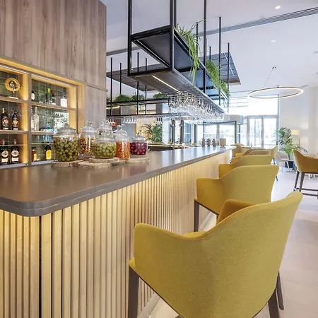 Innside By Melia Oceanic 4* Valencia