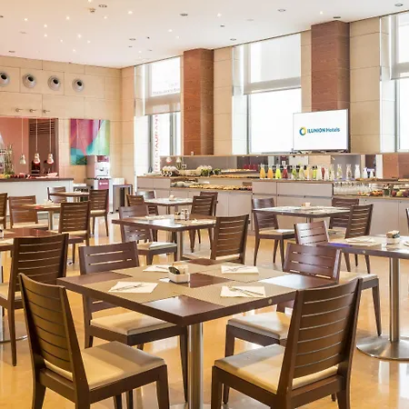 伊鲁尼瓦伦西亚4号康福特尔酒店 4* 瓦伦西亚