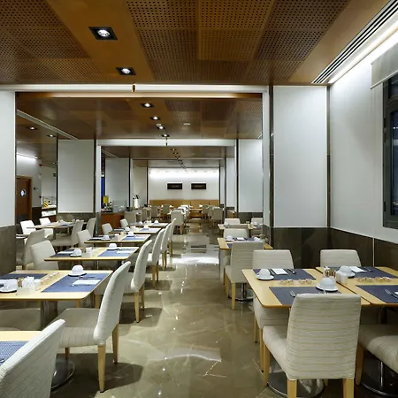 Eurostars Gran Hotel 4*