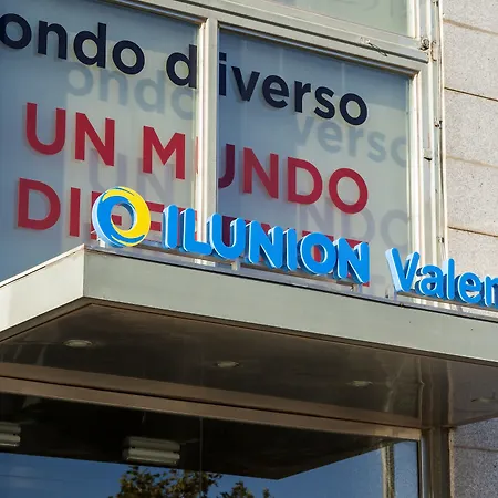 Отель Ilunion 3