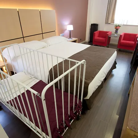 Silken Puerta Hotel 4*