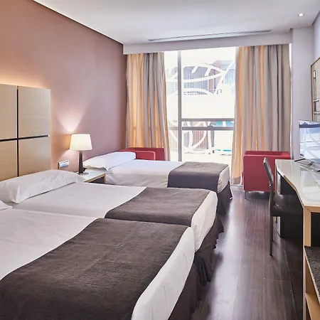 西尔肯瓦伦西亚之门酒店 酒店