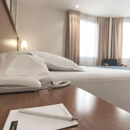 Rh Sorolla Centro Hotel 3*