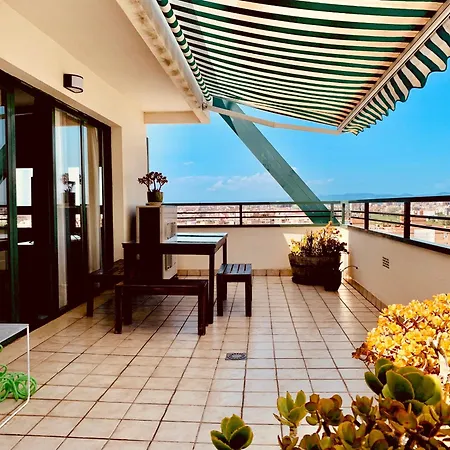 Atico Ciudad De Ciencias Terraza Y Parking Apartment *