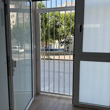 1 Amplia Y Exclusiva Vivienda Con Terraza * Valencia