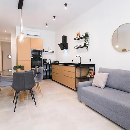 Design And Comfort For Families And Groups