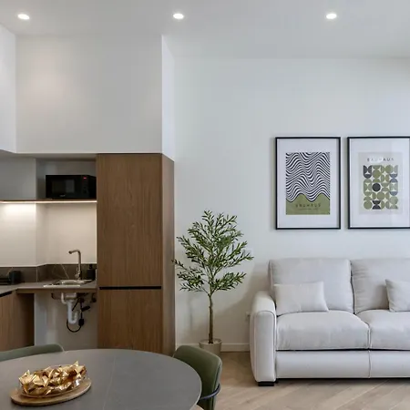 Boutique - One Tower Valence