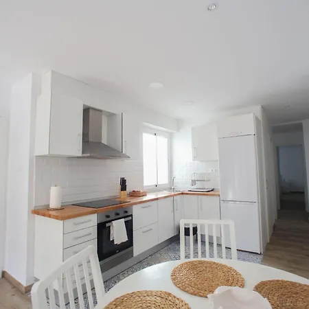 アパート Invalencia Leones Flat 3 Bdrm *