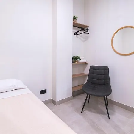 Design And Comfort For Families And Groups Appartement Valence