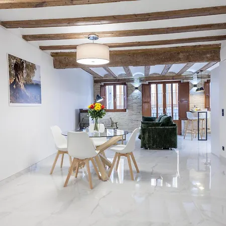 Flat Center Town Hall