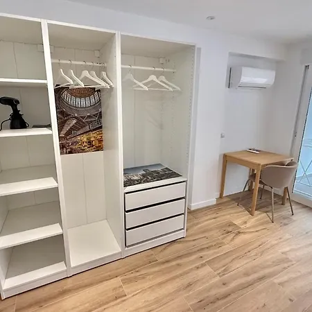 1 Amplia Y Exclusiva Vivienda Con Terraza