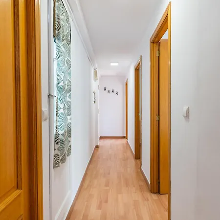 Invalencia - Vidal Puerto De 3 Bdrm