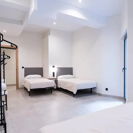 Appartamento Design And Comfort For Families And Groups