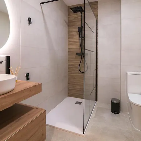 Design And Comfort For Families And Groups Appartamento