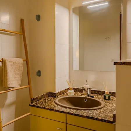 Lejlighed Cabanal Beachfront - 1 Min To Sea, Ac, Smarttv, Balcony *