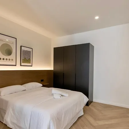 Boutique - One Tower Apartment