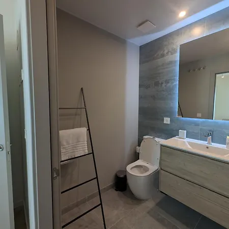 Port Corporate Living *