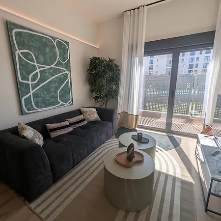 Port Corporate Living *