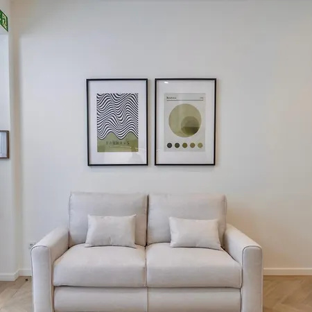 Boutique - One Tower Валенсия