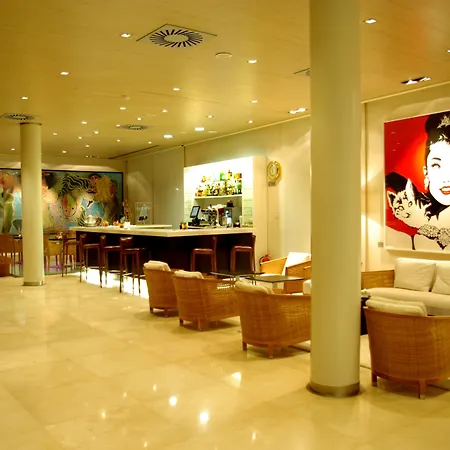 Neptuno Playa &
