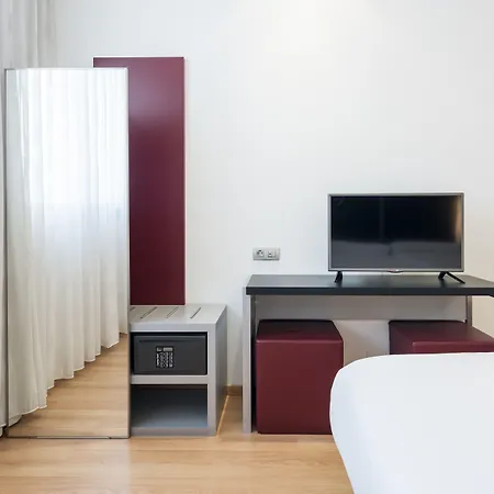 Ilunion Aqua 3 Отель 3*