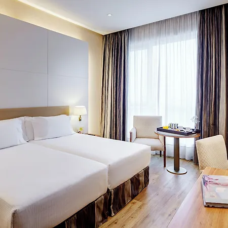 セルコテル ソロージャ パレス 4*