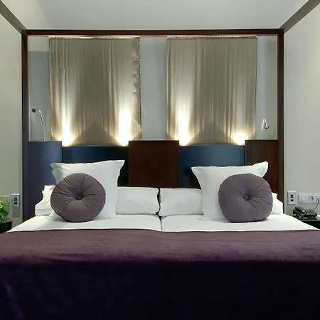 Hotel Vincci Palace