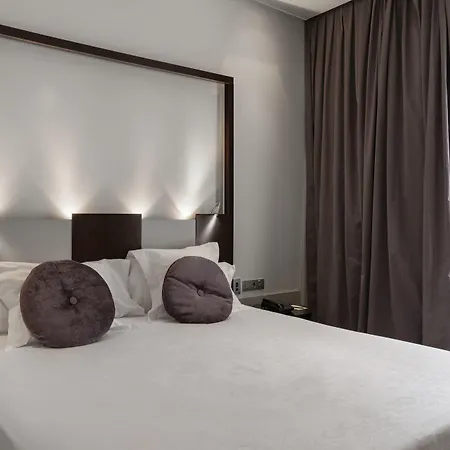 Vincci Palace Hotel 4*