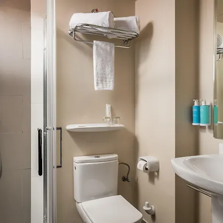 Hotel Medium Valence