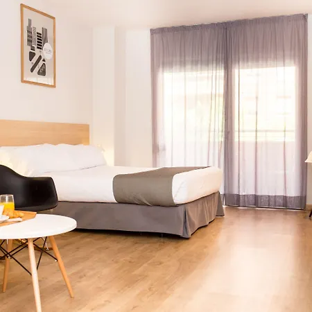 ゲストハウス Ciencias 4*