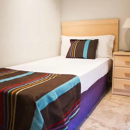 Plaza Picasso شقة