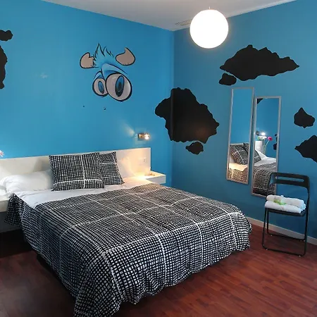 Purple Nest * Valencia