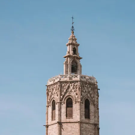 شقة Travel Habitat Nou Mestalla