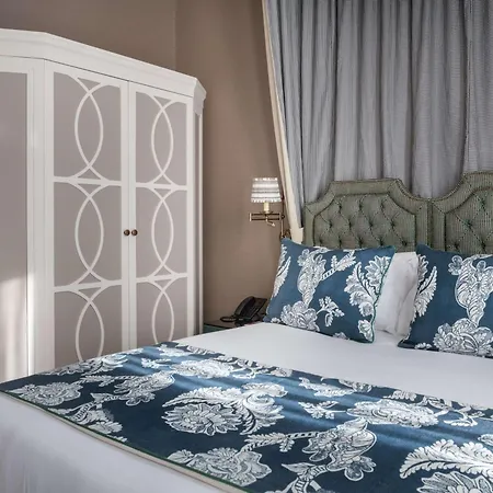 Nh Collection Colon 4*