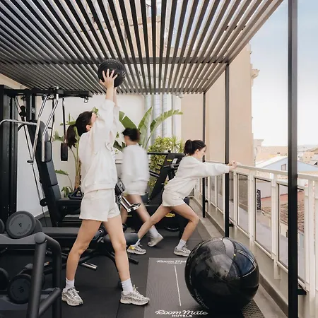 Mate Cosmo - Centre, Ξενοδοχείο 3*