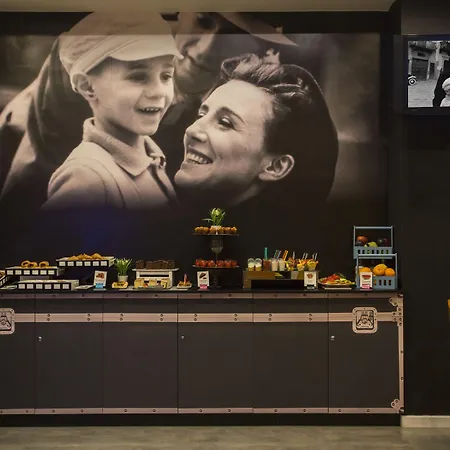 Hotel Casual Del Cine