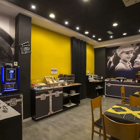 Otel Casual Del Cine By Casual Valensiya