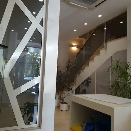 Szálloda El Globo *