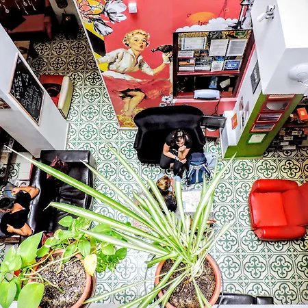 ホーム ユース バイ フィートアップ ホステルズ ホステル *