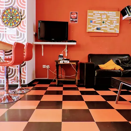 Feetup Backpackers ולנסיה