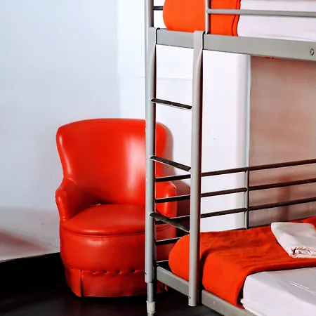 Feetup Backpackers *