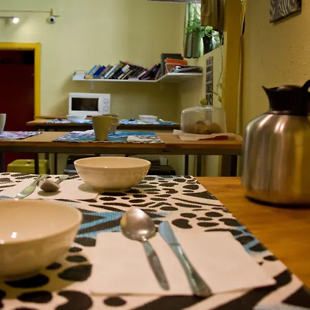 Feetup Backpackers אכסניה